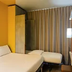 Отель Ibis Budget Centre Йер