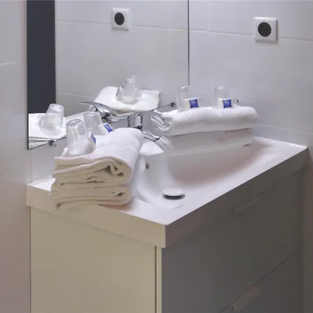 Ibis Budget Centre Отель